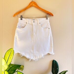 Hudson Los Angeles White Denim Mini Skirt Frayed Hem Size 24